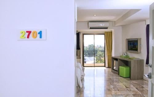 Deluxe Studio