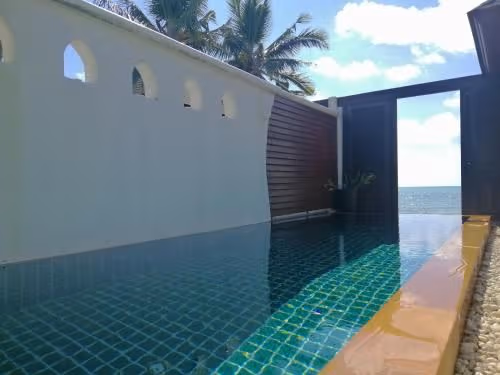 VILLA WITH PRIVATE POOL