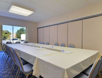 Howard Johnson Inn Harrisburg2