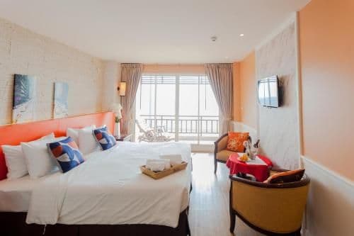 Deluxe Double or Twin Room