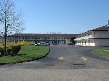 Travelodge Pittsburgh0