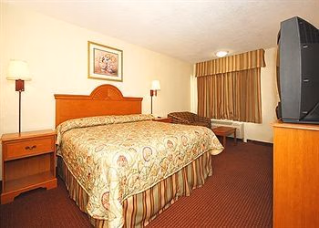 Econo Lodge1