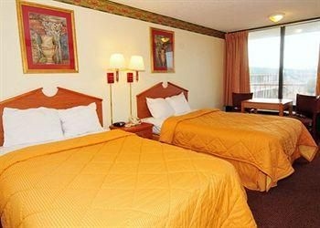 Econo Lodge2