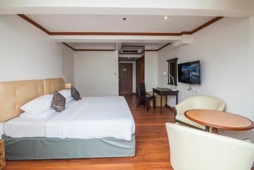 Deluxe Double or Twin Room with Balcony