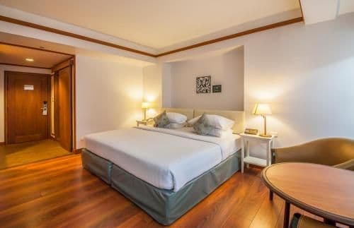 Deluxe Double or Twin Room