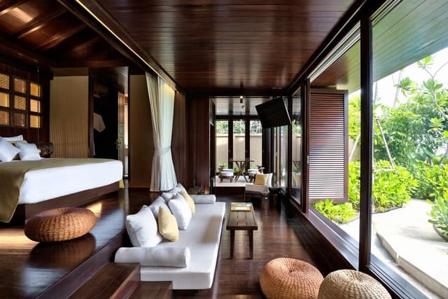 Arcadia Villa by the Sea