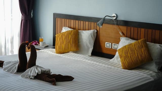 Deluxe Suite