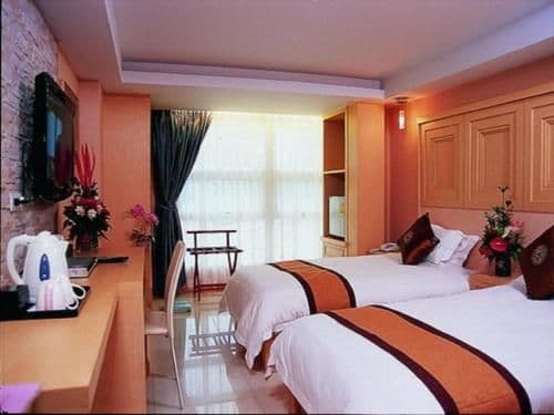 Deluxe Double or Twin Room