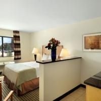 Ramada Inn Dfw North1