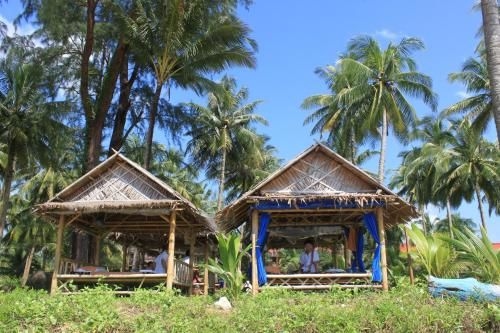 สุดาหลา บีช รีสอร์ต (Sudala Beach Resort)4