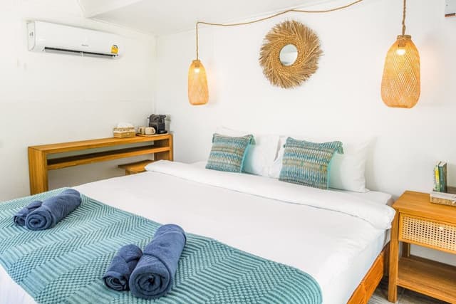 Deluxe Hill View Room (Hill Haven (Mountain))