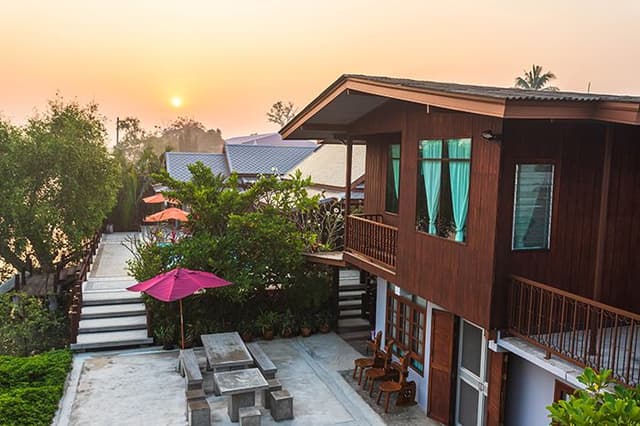 Baan Thara