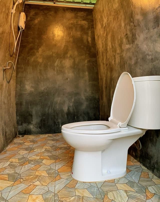Triangle House (Shared Bathroom)