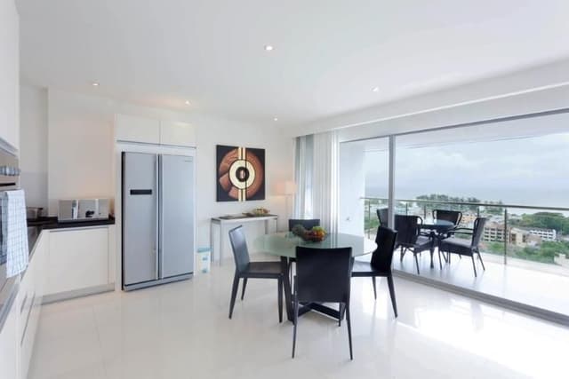 APARTMENT THREE BEDROOMS