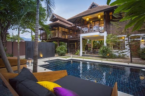 5 Bedroom Villa