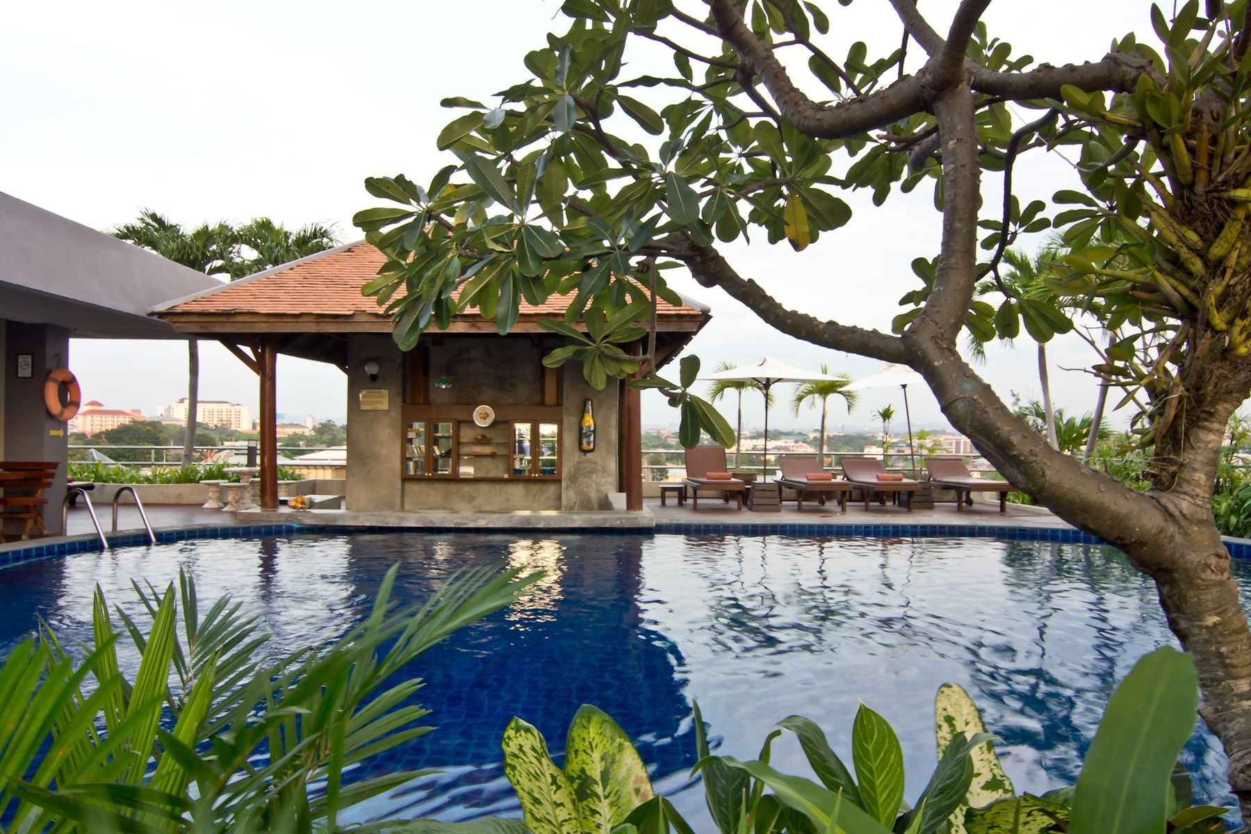 โรงแรมซันไชน์ วิสต้า (Sunshine Vista Hotel)0