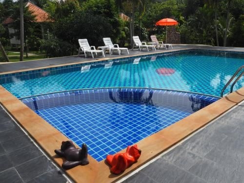 ทรัพย์แสงดาว รีสอร์ท (Supsangdao Resort)1