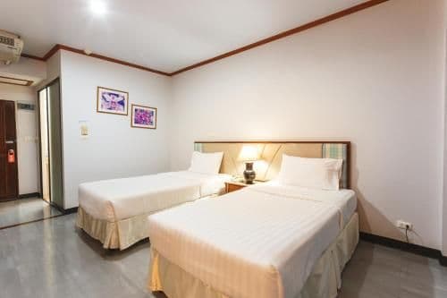 Deluxe Twin Room