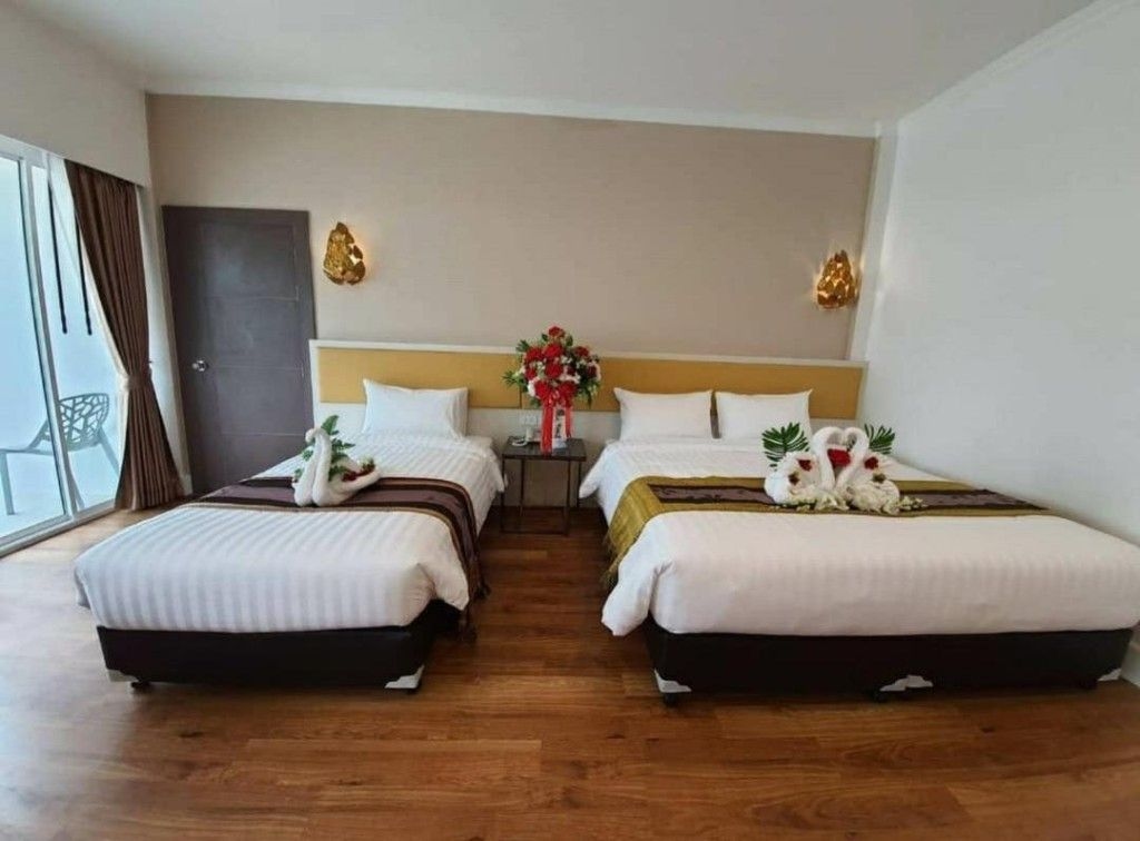 สวัน เลก (Swan Lake Hotel Sattahip)2