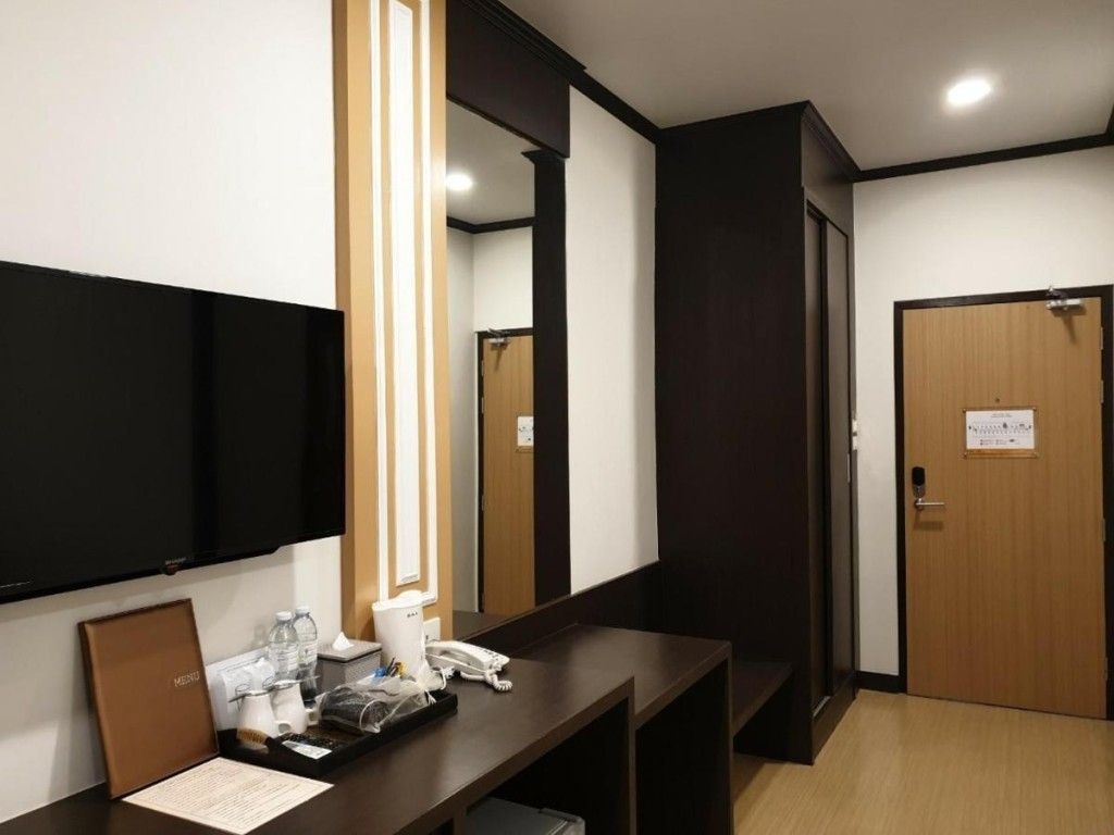 สวัน เลก (Swan Lake Hotel Sattahip)3