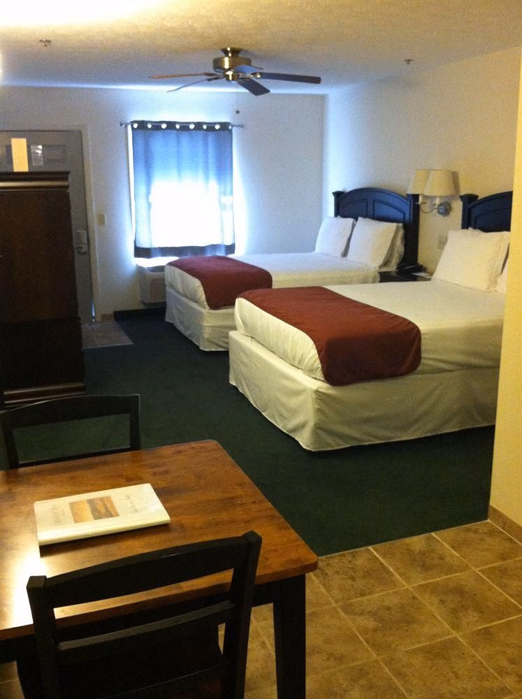 Crimson Inn4