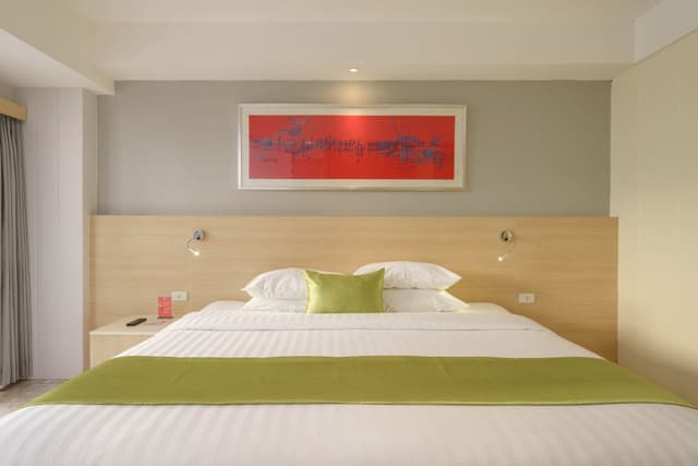 Deluxe King Room