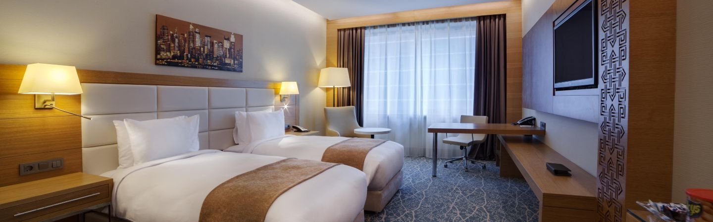 Holiday Inn Baku1
