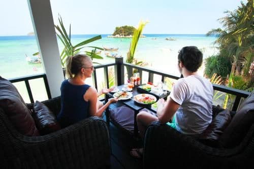 Deluxe Double Room with Balcony and Sea View