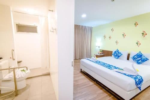 Deluxe Double or Twin Room
