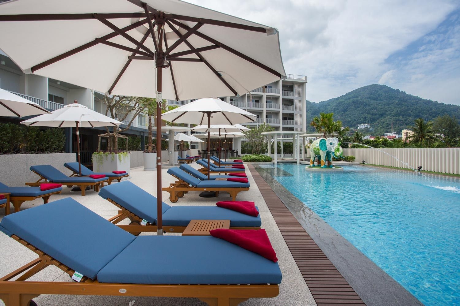 รามาดา บาย วินด์แฮม ภูเก็ต ดีวาน่า (Ramada by Wyndham Phuket Deevana)2