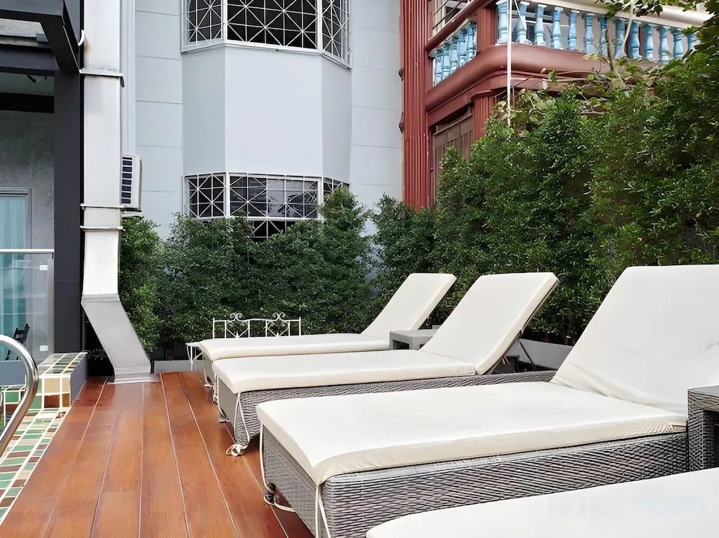 ซี เครสท์ บาย จอมเทียน (Sea Crest by Jomtien Hotel)4