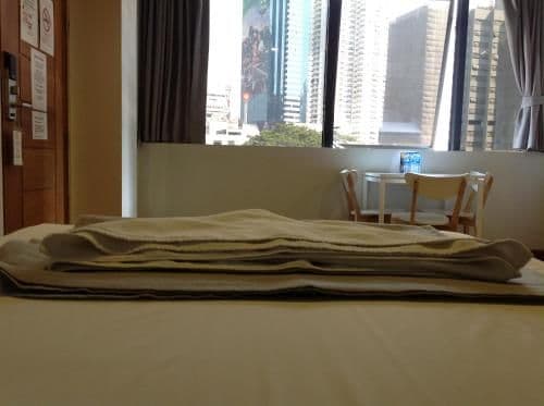 Private Room with 5 Beds & Shared External Bathroom