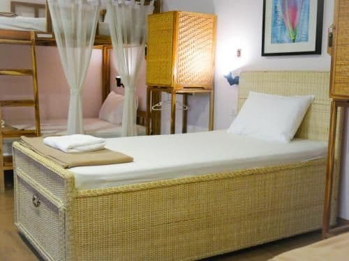 Private Female Room with 5 Beds & Shared External Bathroom