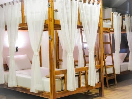 Private Room with 5 Beds & Shared External Bathroom