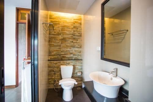 Deluxe King Room Balcony with City View