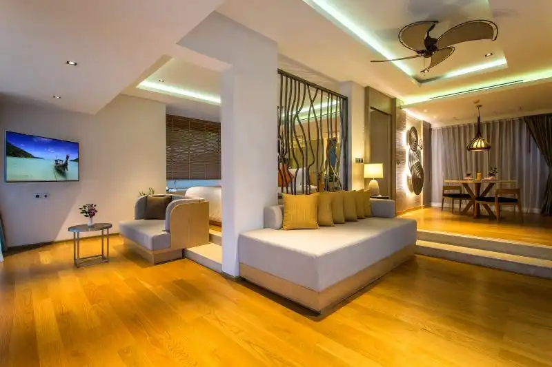 Crest Resort & Pool Villas Crest Resort & Pool Villas