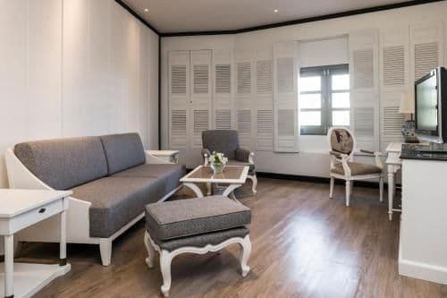 Governess Suite