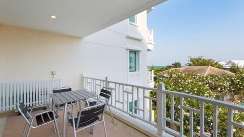 Two-Bedroom Apartment with Sea View (No in Room Wifi)