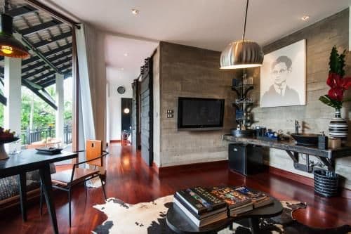 Pearl Shell Suite