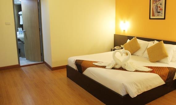 โรงแรมซีซั่นสยาม (Seasons Siam Hotel)3