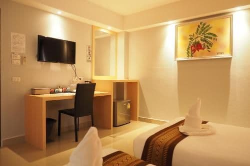 Standard Twin Room