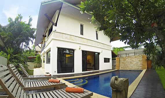 บ้านคนล่าฝัน บ้านคนล่าฝัน