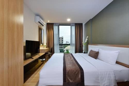 Deluxe Apartment