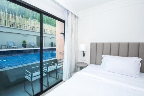 Superior Double or Twin Room with Pool Access