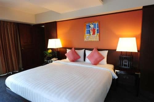 Deluxe Double or Twin Room