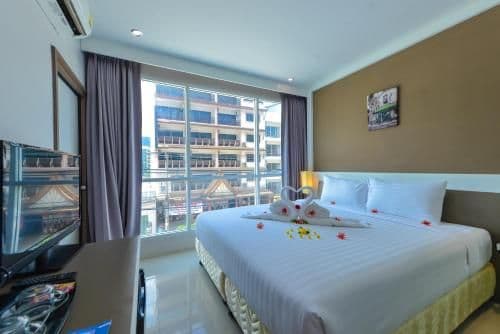 Deluxe Double or Twin Room
