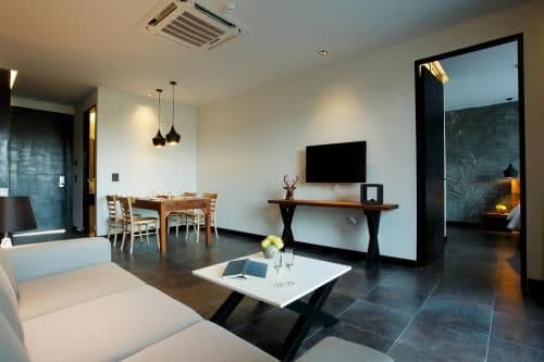 Bay Grand Suite