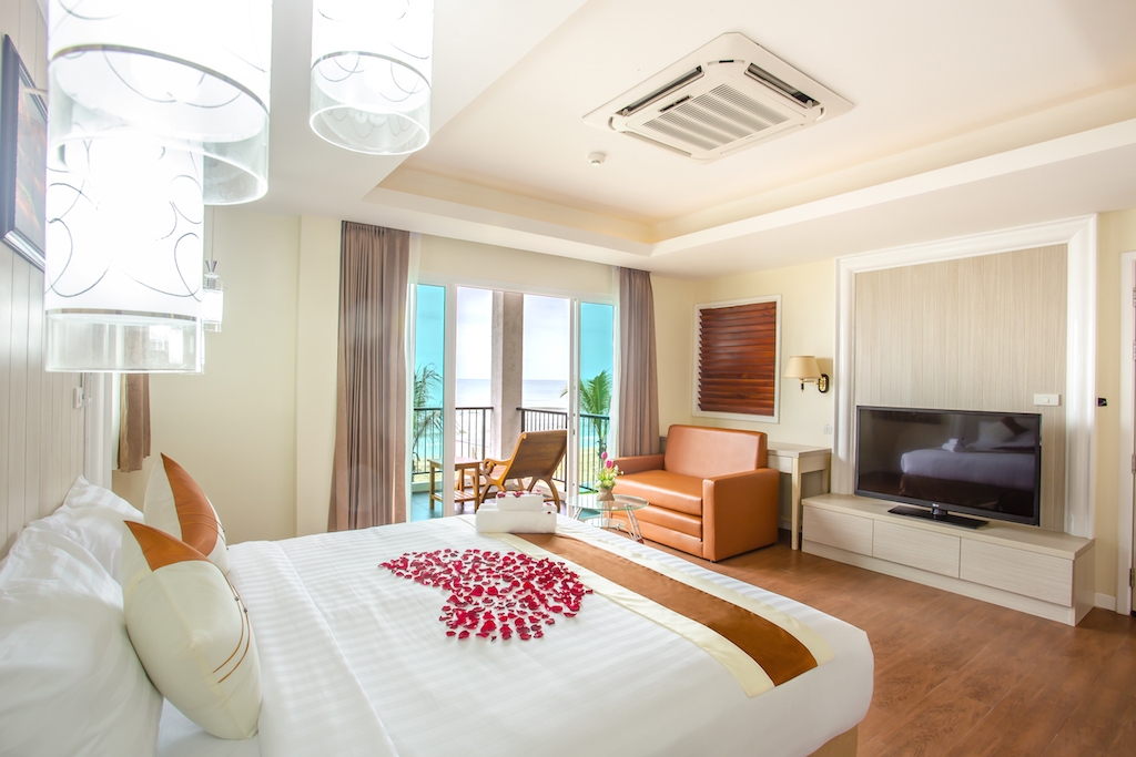 Saint Tropez Beach Resort Hotel3