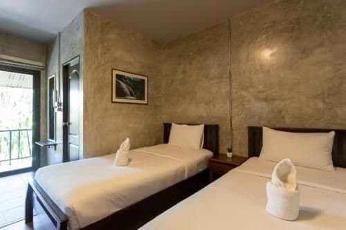 Standard Twin Room