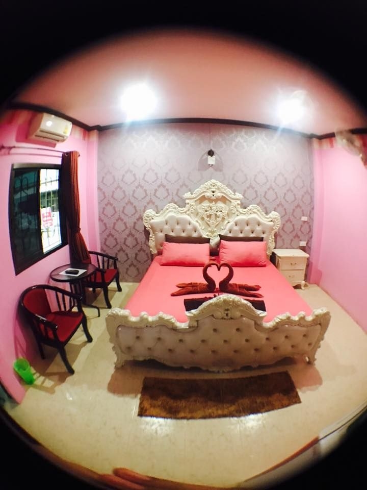 นานา รีสอร์ท (Nana Resort)2